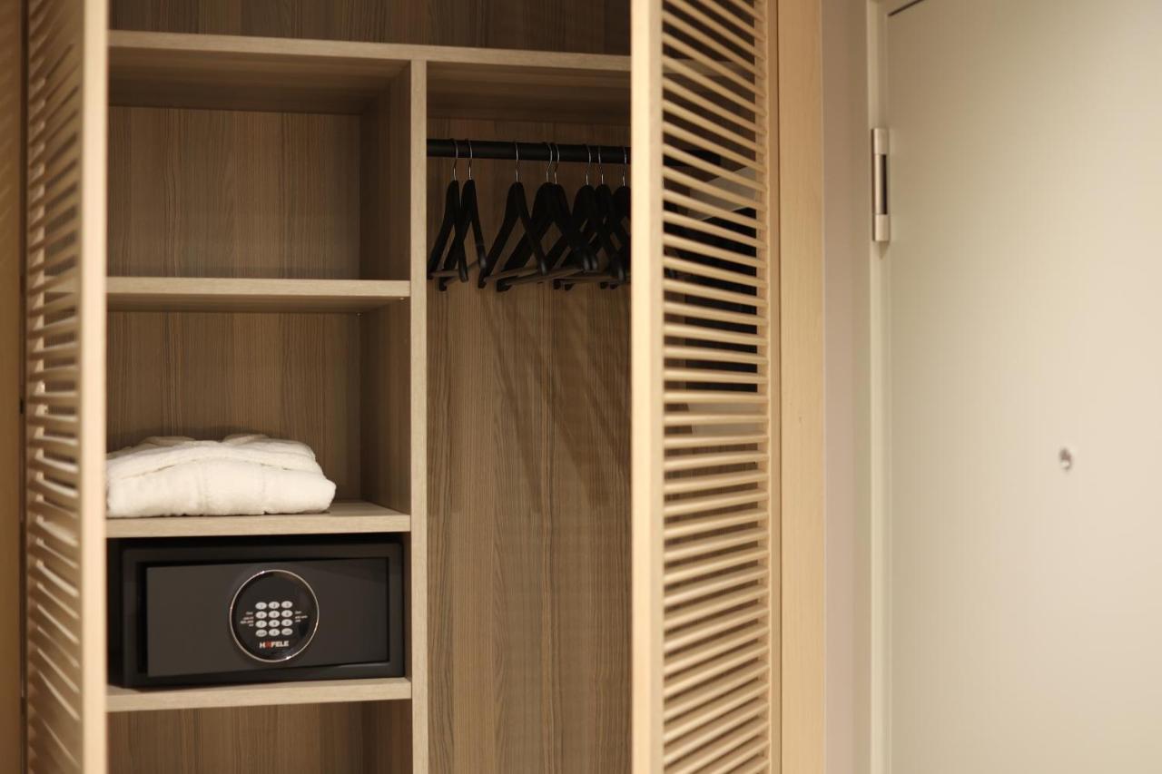 Yacht Premium Hotel Sarandë 外观 照片