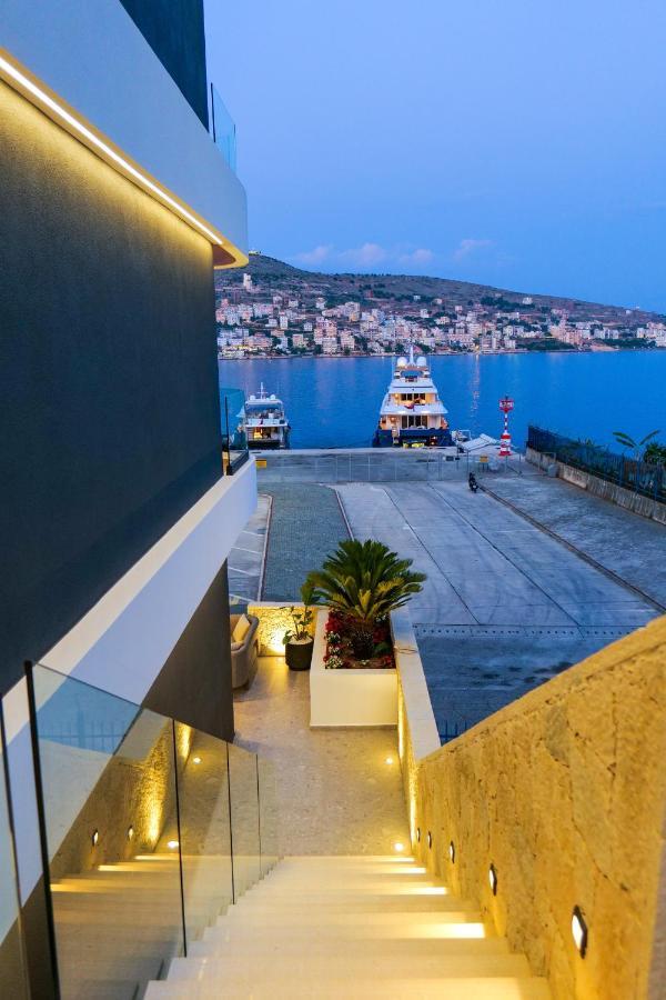 Yacht Premium Hotel Sarandë 外观 照片